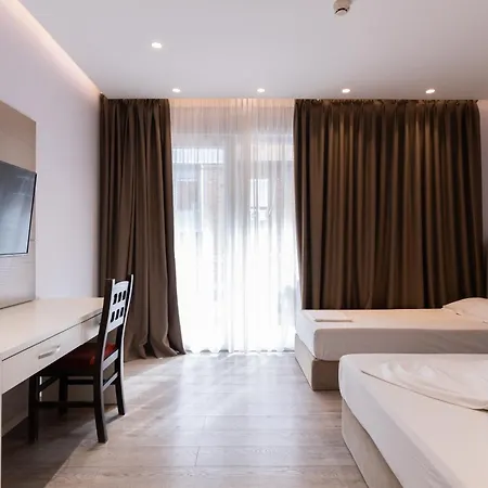 Broadway Boutique Hotel