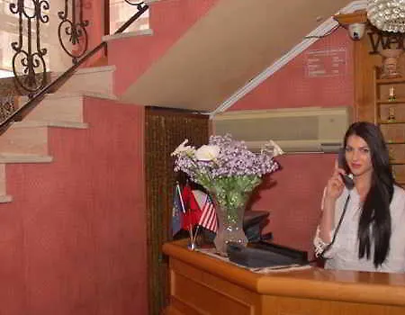 Broadway Boutique Hotel Tirana