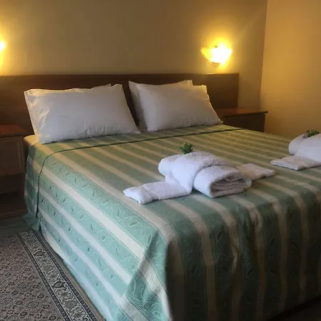 Broadway Boutique 4*