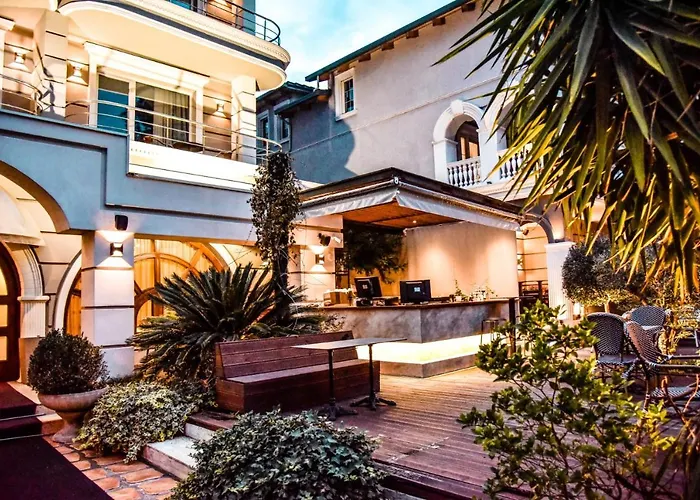 Broadway Boutique Hotel 4*