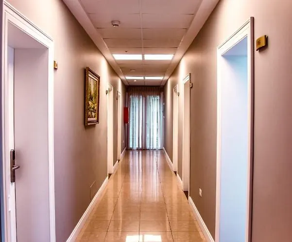 Hotel Broadway Boutique Hotel 4*