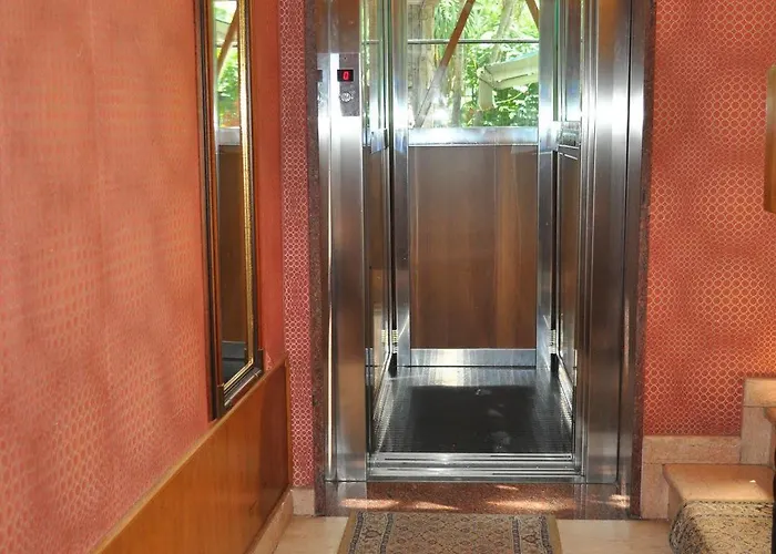 Broadway Boutique Hotel Tirana