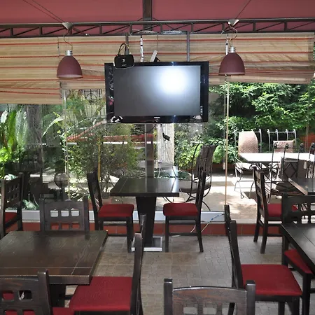 Hotel Broadway Boutique 4*